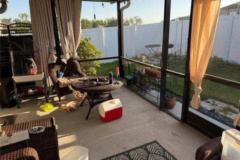 Casa en venta en Zephyrhills, Florida, 4 dormitorios, 178.19 m2 № 2233558 - foto 16