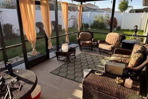 Casa en venta en Zephyrhills, Florida, 4 dormitorios, 178.19 m2 № 2233558 - foto 15