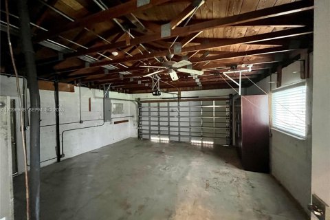 Villa ou maison à louer à Pinecrest, Floride: 4 chambres, 211.45 m2 № 2389690 - photo 25