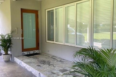 Villa ou maison à louer à Pinecrest, Floride: 4 chambres, 211.45 m2 № 2389690 - photo 6