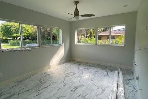 Villa ou maison à louer à Pinecrest, Floride: 4 chambres, 211.45 m2 № 2389690 - photo 16