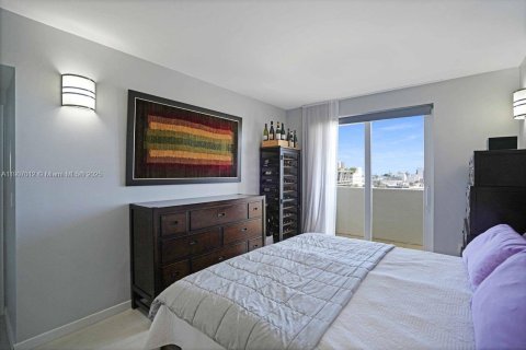 Copropriété à vendre à Miami Beach, Floride: 2 chambres, 82.68 m2 № 1964926 - photo 15
