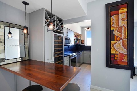 Copropriété à vendre à Miami Beach, Floride: 2 chambres, 82.68 m2 № 1964926 - photo 11