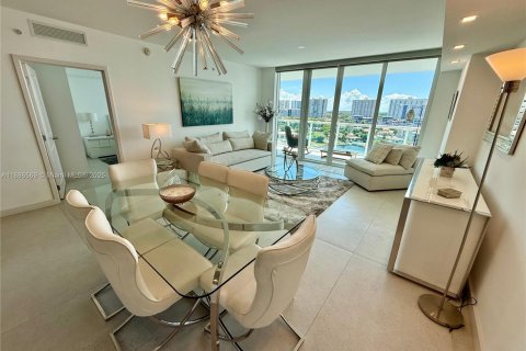 Copropriété à vendre à Sunny Isles Beach, Floride: 2 chambres, 162.86 m2 № 1950164 - photo 4
