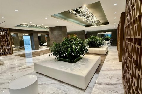 Copropriété à vendre à Sunny Isles Beach, Floride: 2 chambres, 162.86 m2 № 1950164 - photo 25