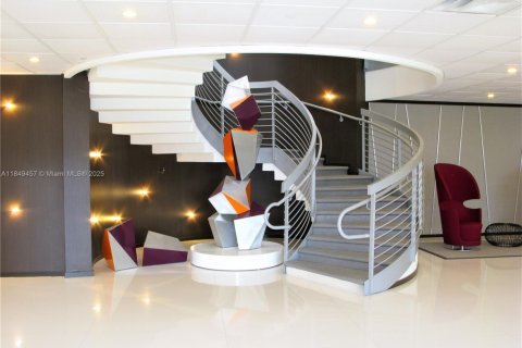 Condominio en venta en Miami Beach, Florida, 1 dormitorio, 76.55 m2 № 1852005 - foto 22