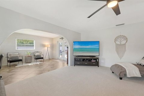 Villa ou maison à louer à Sarasota, Floride: 3 chambres, 179.12 m2 № 2406978 - photo 14