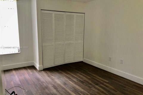 Copropriété à louer à Miami, Floride: 1 chambre, 63.17 m2 № 2363672 - photo 6