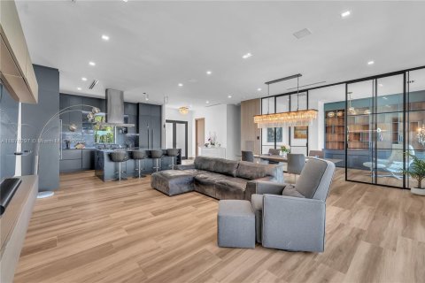 Villa ou maison à louer à Miami, Floride: 3 chambres, 278.71 m2 № 1923344 - photo 28