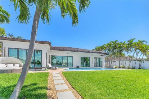 Villa ou maison à louer à Miami, Floride: 3 chambres, 278.71 m2 № 1923344 - photo 6