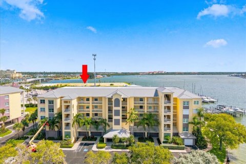 Copropriété à vendre à Madeira Beach, Floride: 2 chambres, 125.42 m2 № 2375520 - photo 2