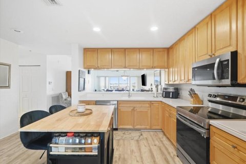 Copropriété à vendre à Madeira Beach, Floride: 2 chambres, 125.42 m2 № 2375520 - photo 10