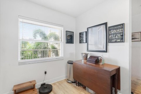 Copropriété à vendre à Madeira Beach, Floride: 2 chambres, 125.42 m2 № 2375520 - photo 27