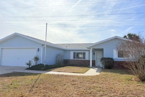 Villa ou maison à vendre à Summerfield, Floride: 3 chambres, 136.19 m2 № 2141946 - photo 2