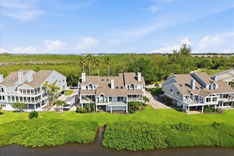 Condo in Bradenton, Florida, 2 bedrooms  № 2367174