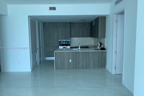 Condominio en venta en Sunny Isles Beach, Florida, 2 dormitorios, 128.39 m2 № 1982326 - foto 6