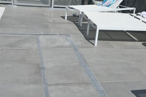 Condominio en venta en Sunny Isles Beach, Florida, 2 dormitorios, 128.39 m2 № 1982326 - foto 28