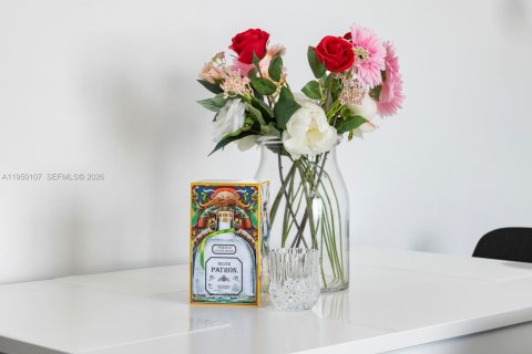 Condominio en venta en Miami Beach, Florida, 1 dormitorio, 45.52 m2 № 2005438 - foto 8