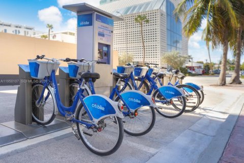 Condominio en venta en Miami Beach, Florida, 1 dormitorio, 45.52 m2 № 2005438 - foto 12