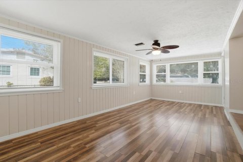 Casa en venta en Winter Haven, Florida, 3 dormitorios, 148.83 m2 № 2233491 - foto 16