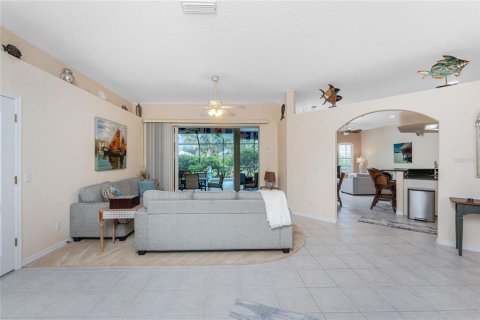 Casa en venta en Rotonda, Florida, 3 dormitorios, 193.98 m2 № 1919940 - foto 9
