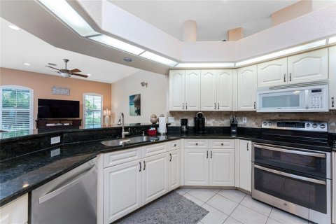 Casa en venta en Rotonda, Florida, 3 dormitorios, 193.98 m2 № 1919940 - foto 18