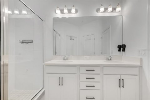 Townhouse in Orlando, Florida 2 bedrooms, 152.73 sq.m. № 2227423 - photo 14