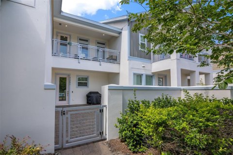 Townhouse in Orlando, Florida 2 bedrooms, 152.73 sq.m. № 2227423 - photo 2