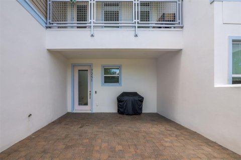Townhouse in Orlando, Florida 2 bedrooms, 152.73 sq.m. № 2227423 - photo 22