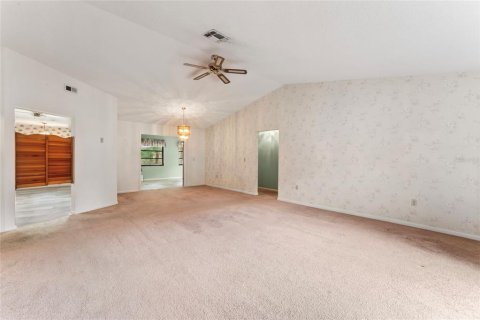Casa en venta en Dade City, Florida, 2 dormitorios, 160.91 m2 № 1909090 - foto 9