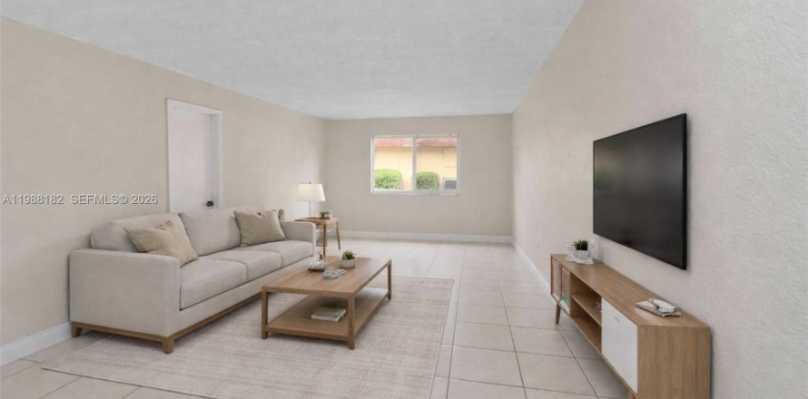 Квартира в Майами-Гарденс, Флорида 2 спальни, 91.97м2 № 2049043