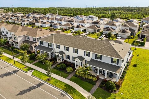 Touwnhouse à vendre à Orlando, Floride: 3 chambres, 151.99 m2 № 1831899 - photo 4