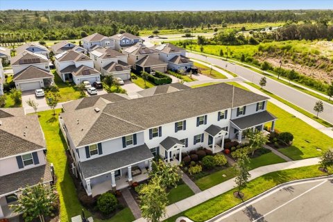 Touwnhouse à vendre à Orlando, Floride: 3 chambres, 151.99 m2 № 1831899 - photo 3