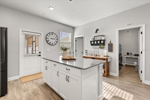 Touwnhouse à vendre à Orlando, Floride: 3 chambres, 151.99 m2 № 1831899 - photo 9