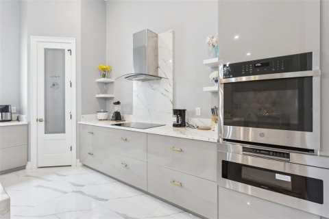 Casa en venta en Winter Garden, Florida, 4 dormitorios, 329.15 m2 № 2356195 - foto 13