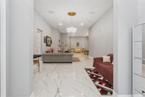 Casa en venta en Winter Garden, Florida, 4 dormitorios, 329.15 m2 № 2356195 - foto 4