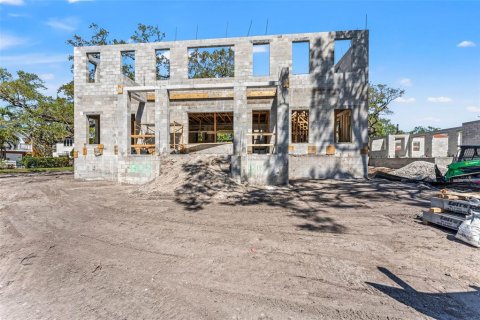 Casa en venta en Saint Petersburg, Florida, 5 dormitorios, 390.56 m2 № 1568525 - foto 3