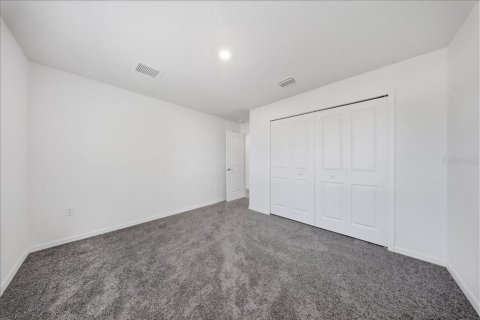 House in North Port, Florida 3 bedrooms, 148.64 sq.m. № 2166427 - photo 20