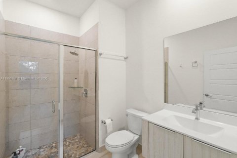 Condominio en alquiler en Doral, Florida, 2 dormitorios № 1952058 - foto 19