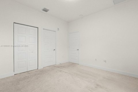 Condominio en alquiler en Doral, Florida, 2 dormitorios № 1952058 - foto 18