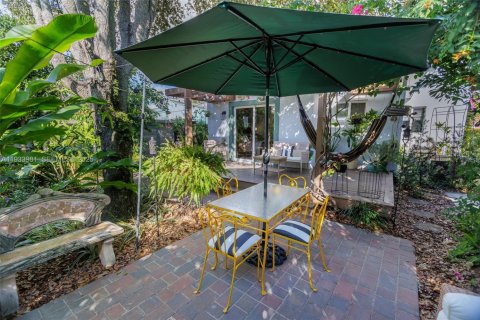 Casa en venta en Miami, Florida, 4 dormitorios, 152.64 m2 № 1992219 - foto 19