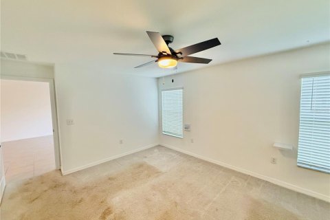 House in North Fort Myers, Florida 4 bedrooms, 168.34 sq.m. № 1869725 - photo 19