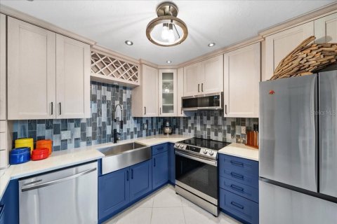 Купить кондоминиум в Венеция, Флорида 5 комнат, 95.78м2, № 1900155 - фото 8