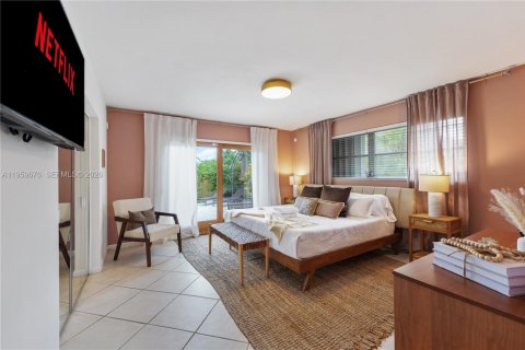 Casa en venta en Fort Lauderdale, Florida, 3 dormitorios, 182 m2 № 2020102 - foto 8