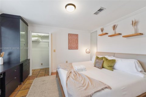 Casa en venta en Fort Lauderdale, Florida, 3 dormitorios, 182 m2 № 2020102 - foto 11