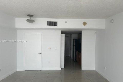 Copropriété à louer à Miami, Floride: 46.73 m2 № 2055652 - photo 19