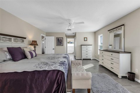 House in Rotonda, Florida 3 bedrooms, 193.7 sq.m. № 1900298 - photo 27
