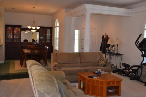 Villa ou maison à louer à Gainesville, Floride: 3 chambres, 162.76 m2 № 2122425 - photo 8