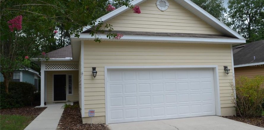 Villa ou maison à Gainesville, Floride 3 chambres, 162.76 m2 № 2122425