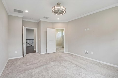 Townhouse in Tampa, Florida 3 bedrooms, 172.05 sq.m. № 2157978 - photo 28